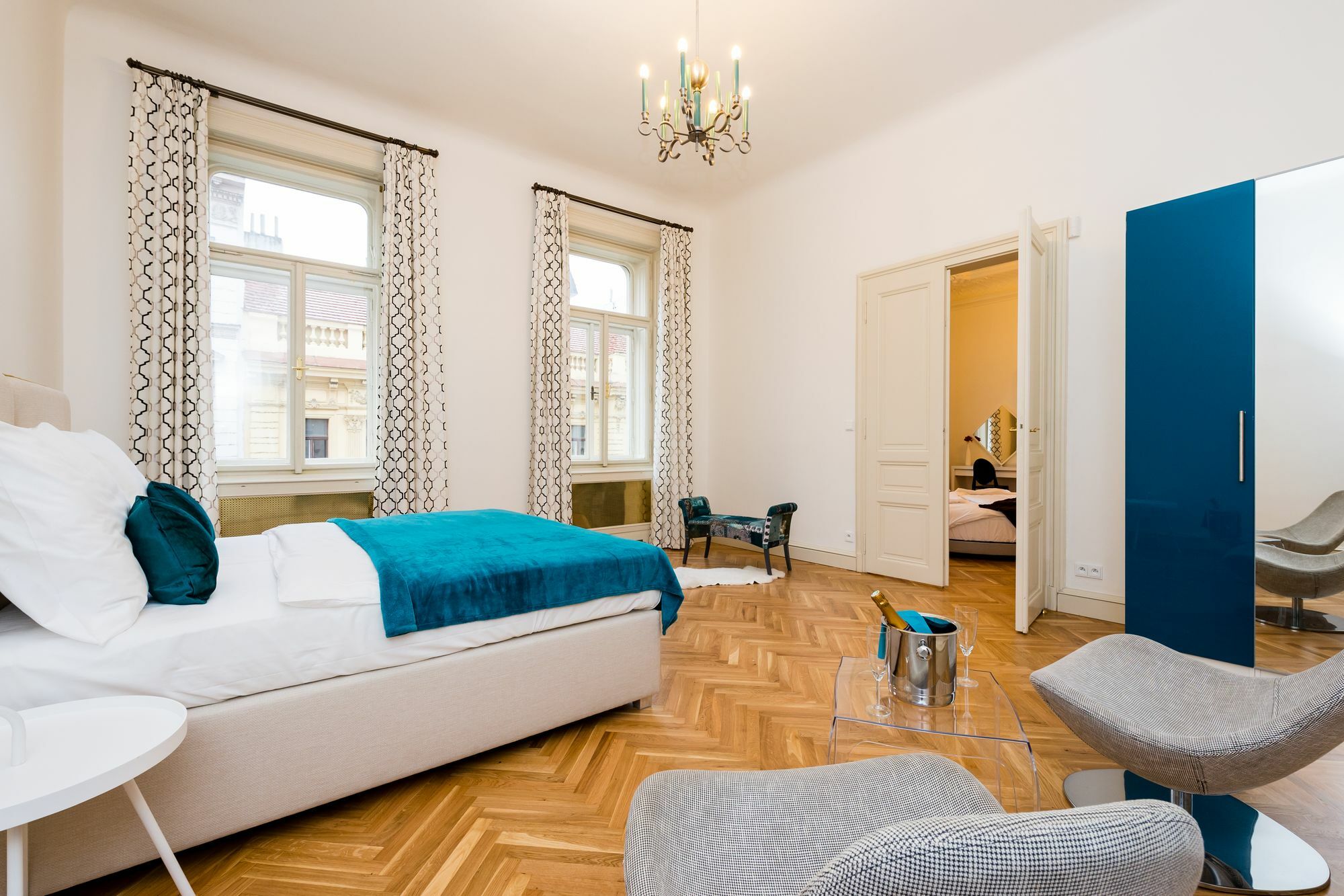 Opletalova Praga